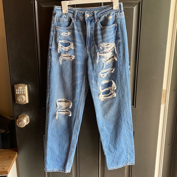 American Eagle Outfitters Denim - American Eagle Mom Straight Jean Destroyed with Plaid Patch Size 8 Regular